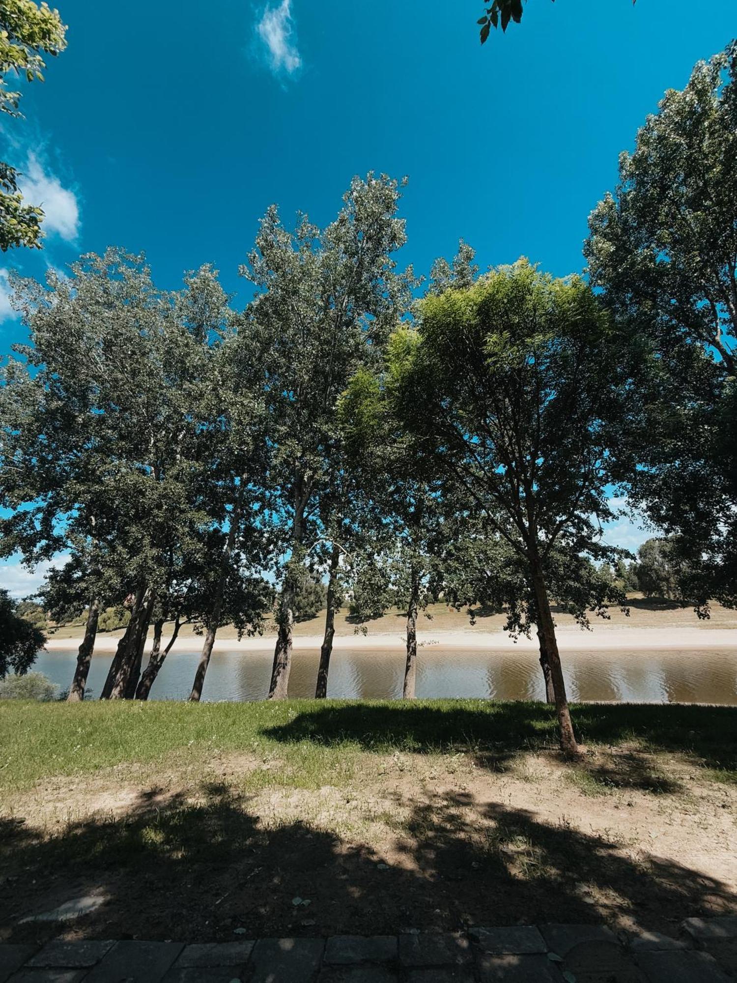 Sobri Halaszcsarda Es Panzio Бая Экстерьер фото